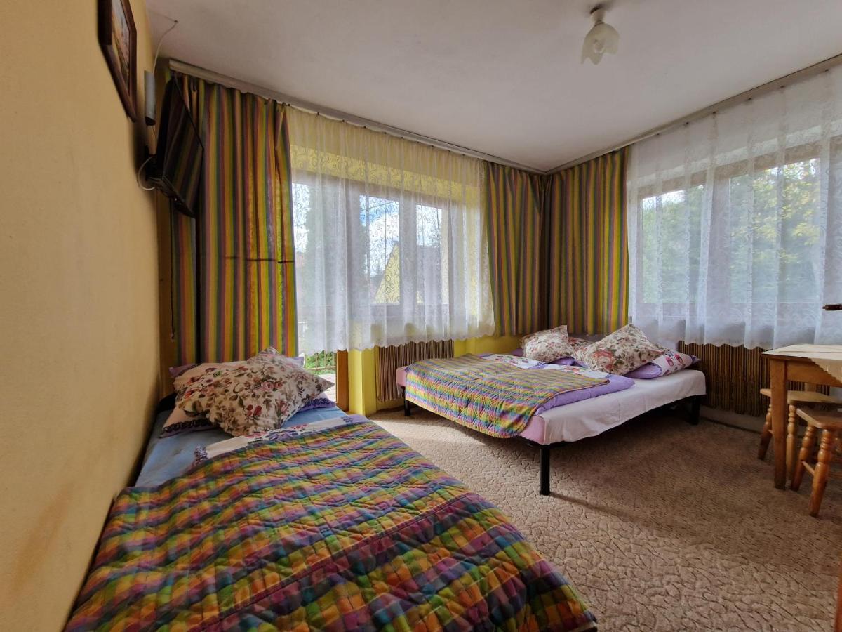 Pokoje Goscinne U Landy Poronin Esterno foto