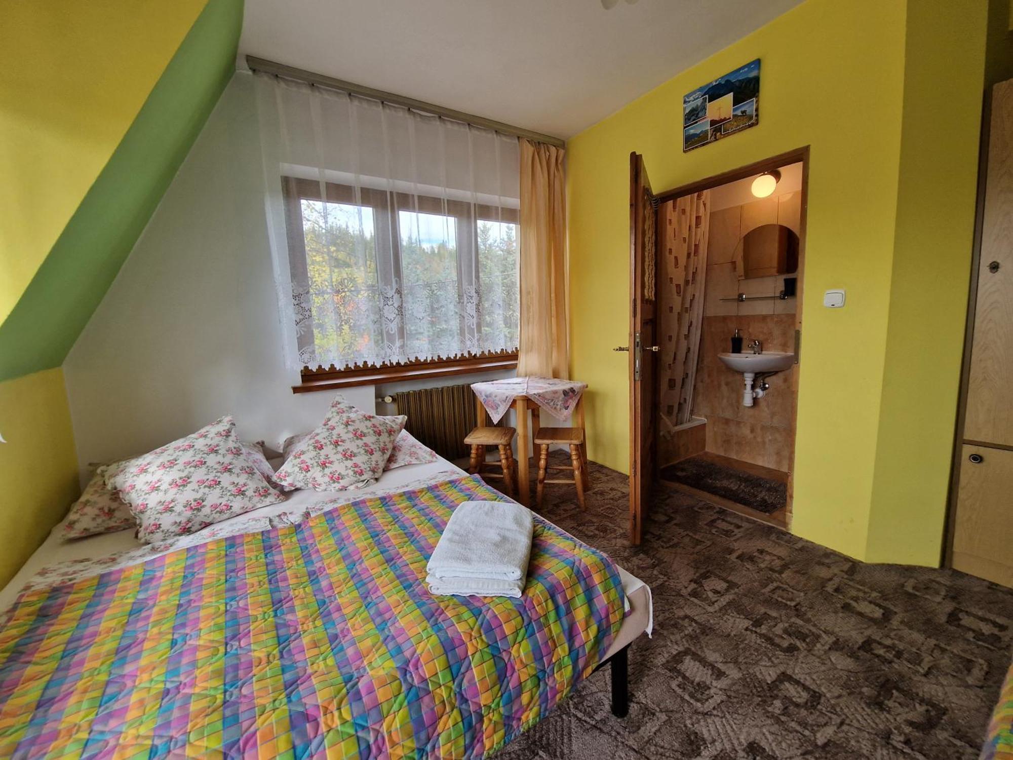 Pokoje Goscinne U Landy Poronin Esterno foto